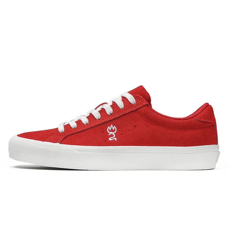 Sneakers de skate unisexes en daim – CLEVI Paris
