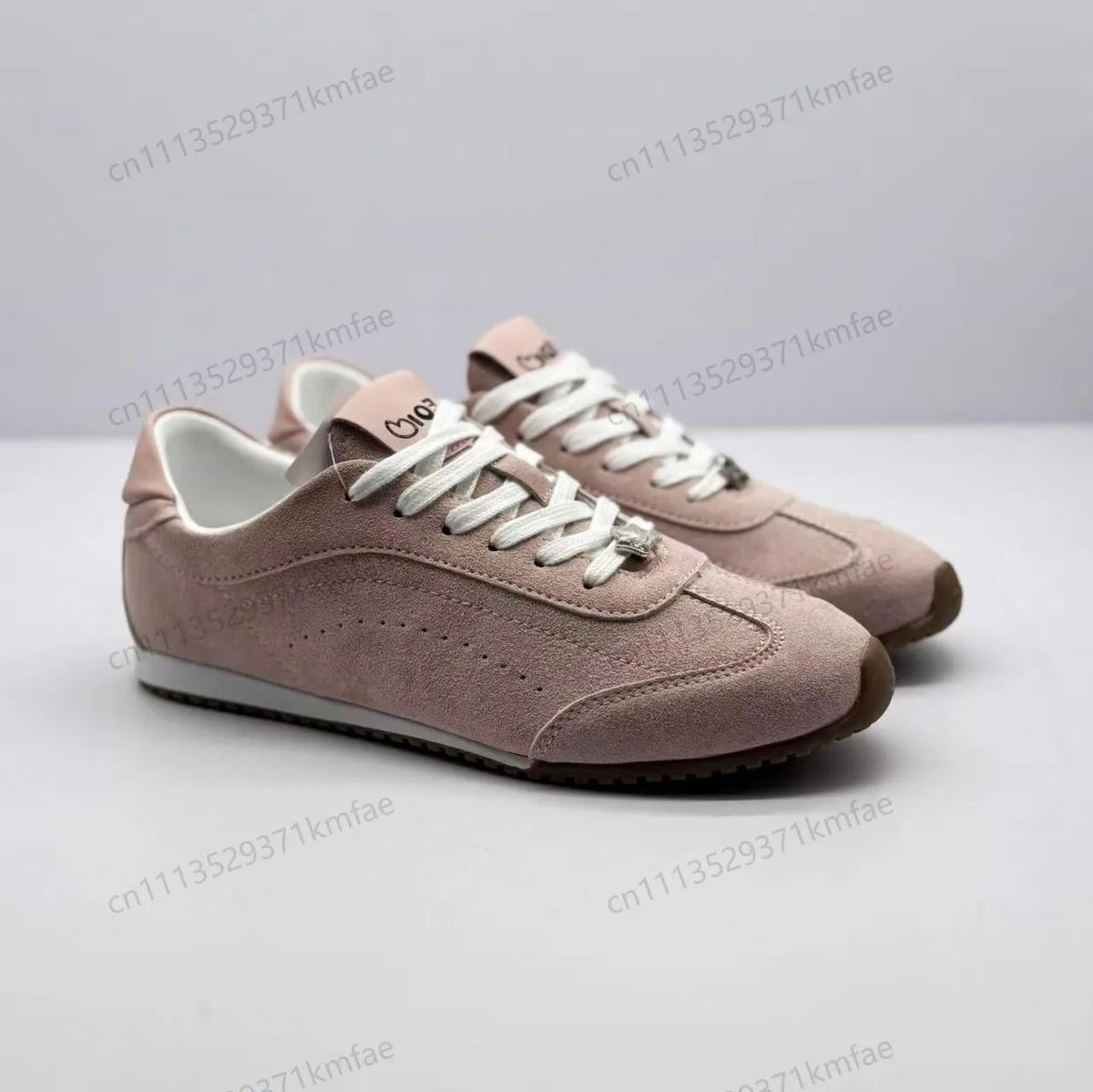 Sneakers femme rétro à lacets – CLEVI Paris