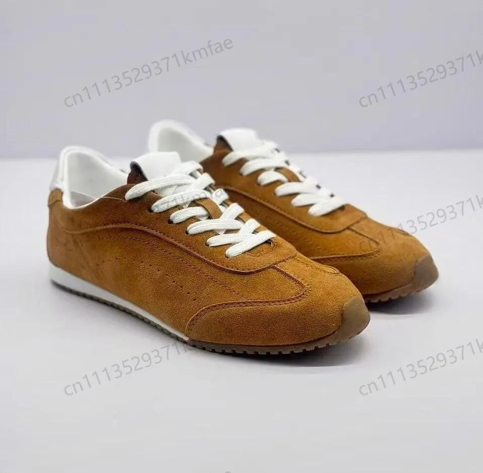 Sneakers femme rétro à lacets – CLEVI Paris