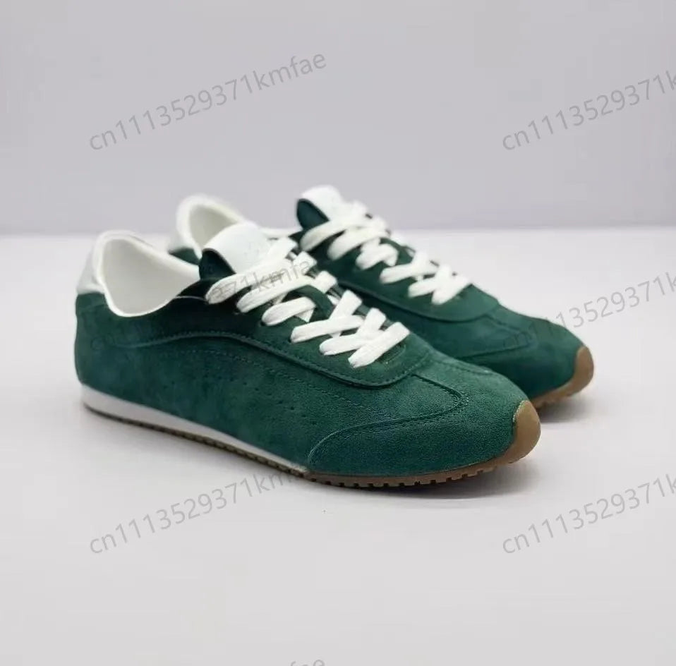 Sneakers femme rétro à lacets – CLEVI Paris
