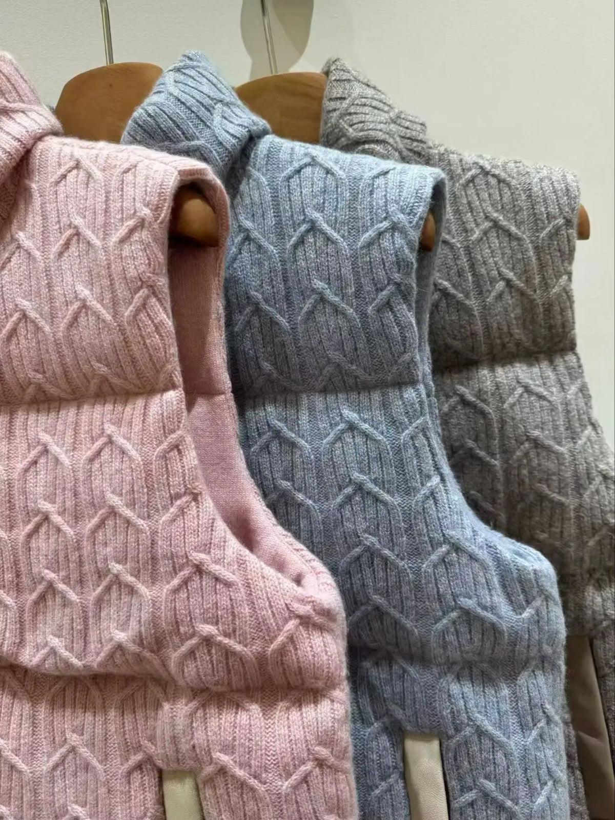 Gilet matelassé laine et cachemire femme – CLEVI Paris
