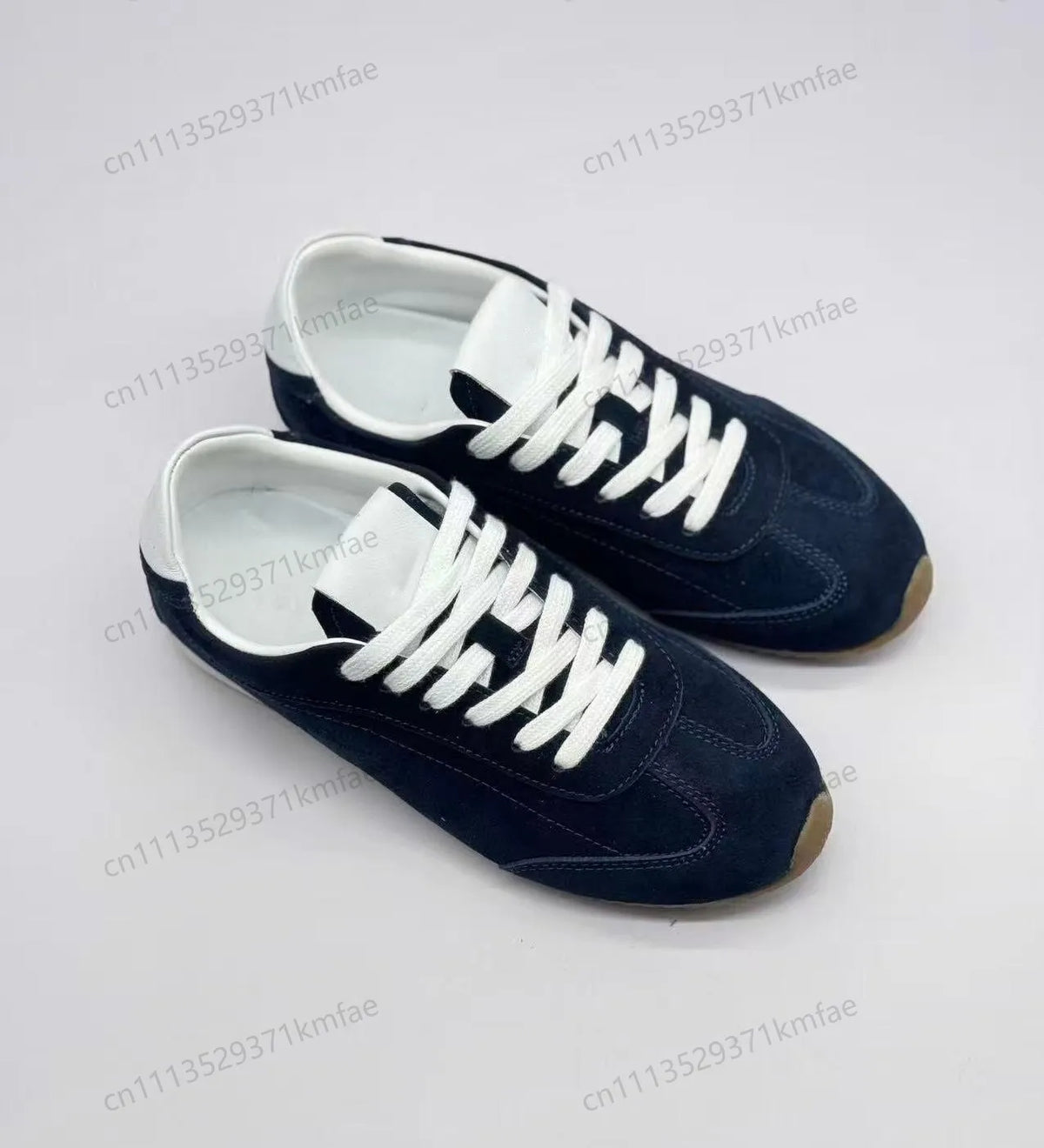 Sneakers femme rétro à lacets – CLEVI Paris