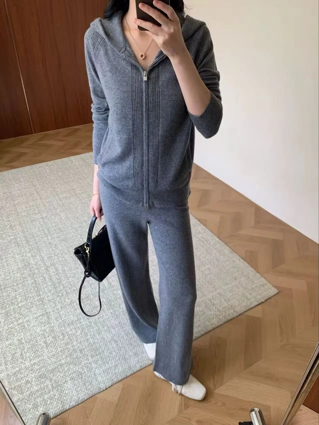 Ensemble laine et cachemire femme à capuche – CLEVI Paris