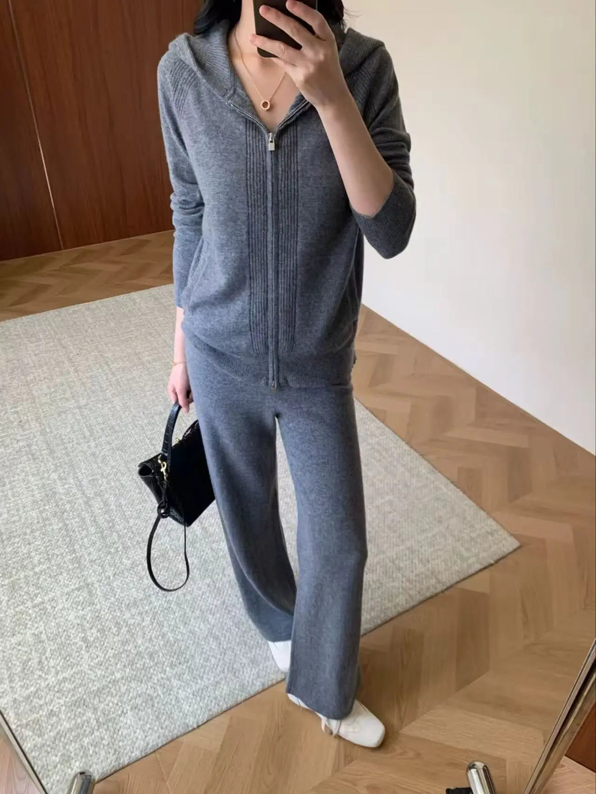 Ensemble laine et cachemire femme à capuche – CLEVI Paris