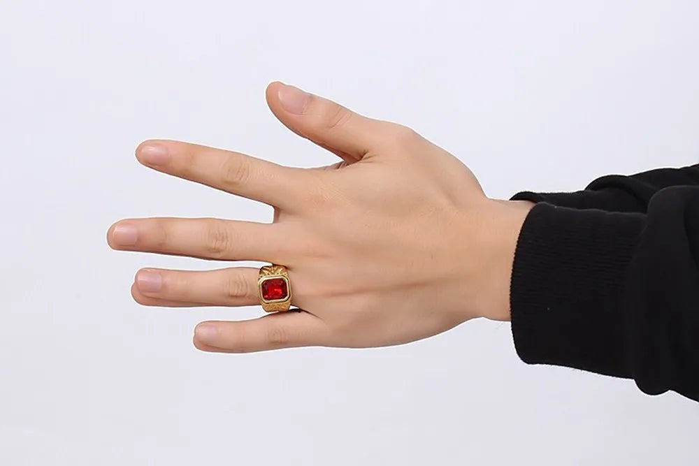 Bague Homme Dorée à Pierres Rouges Carrées – CLEVI Paris