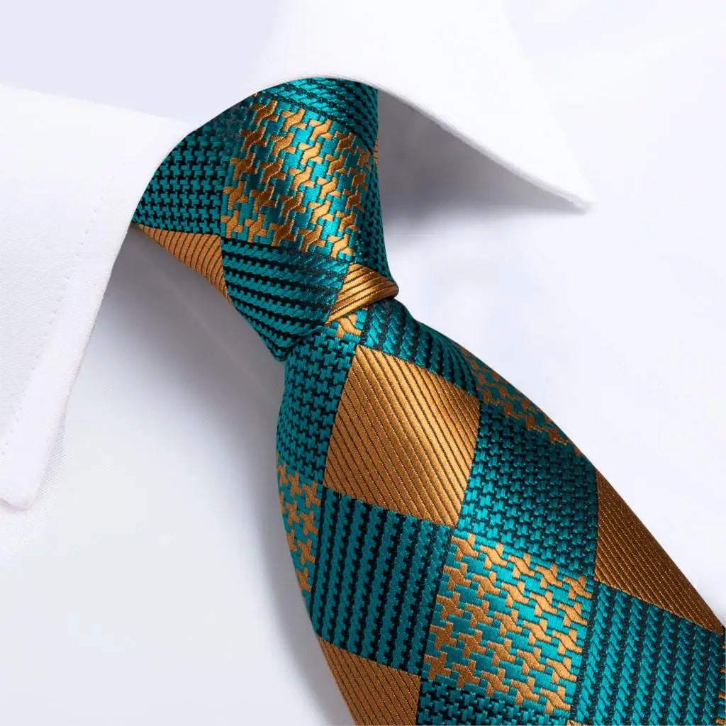 Coffret cravate homme paisley, pochette et boutons – CLEVI Paris