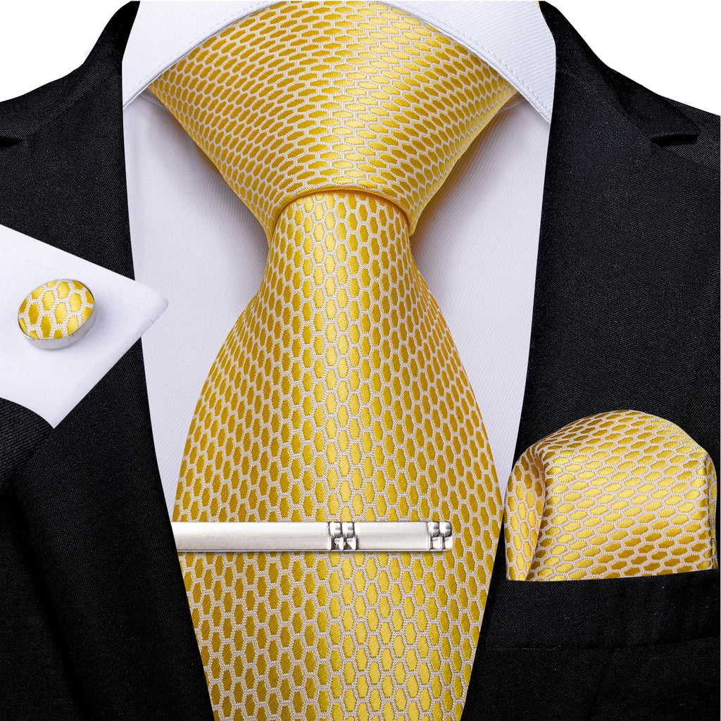 Ensemble cravate et pochette homme à carreaux – CLEVI Paris