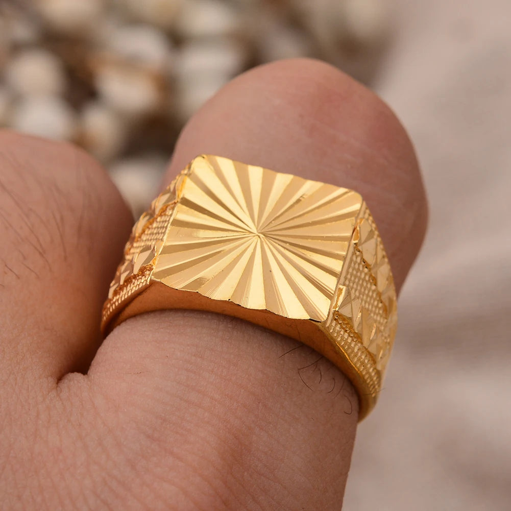 Bague femme dorée en cuivre plaqué or – CLEVI Paris