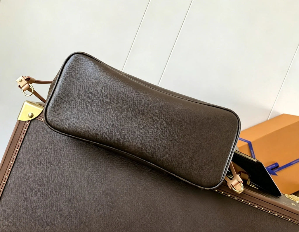 Sac Satchel Femme Cuir Véritable Grainé Structuré Bandoulière Réglable Port Triple – CLEVI Paris