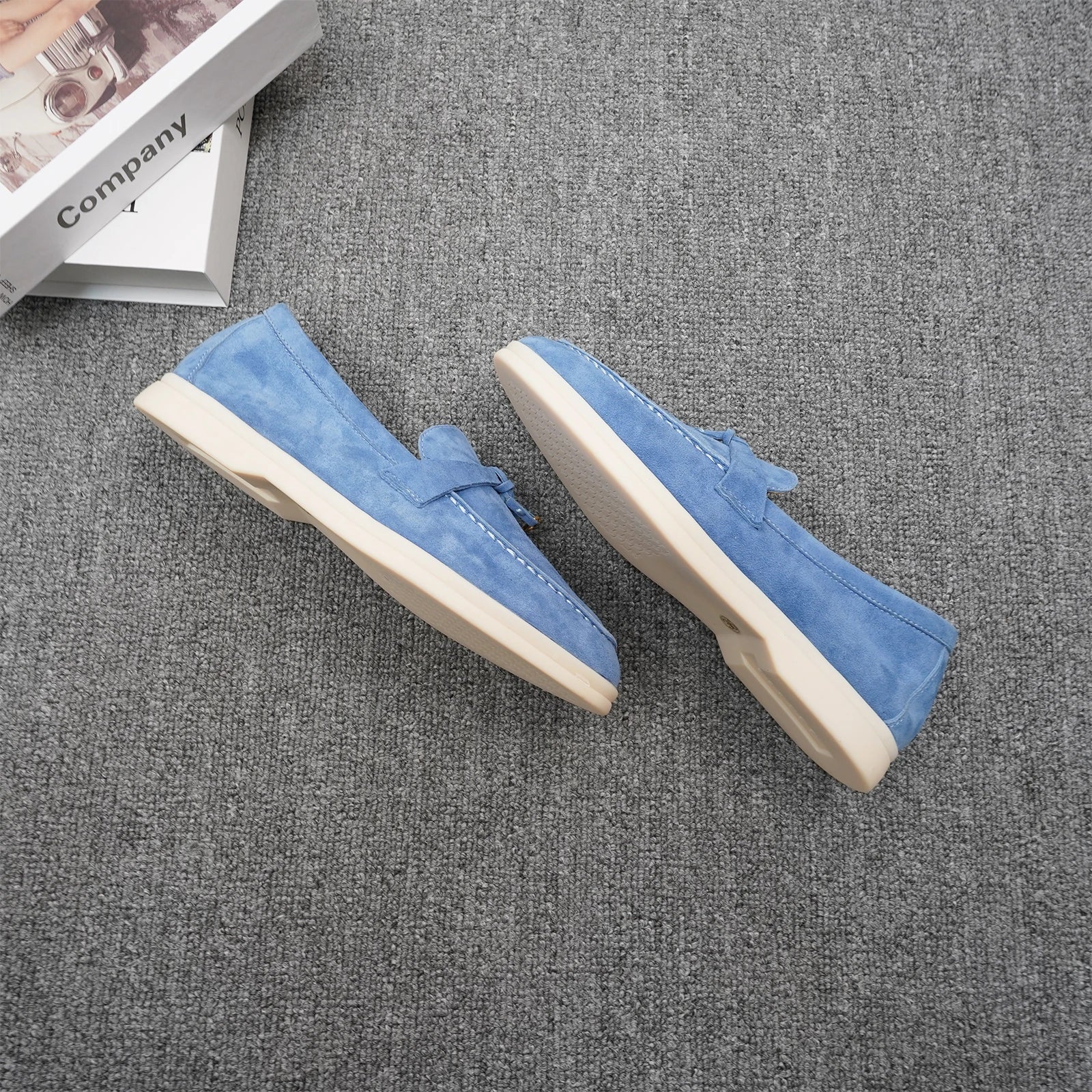 Mocassins Femme Daim Mouton Bout Rond Décoration Métal Slip-On Semelle Antidérapante – CLEVI Paris