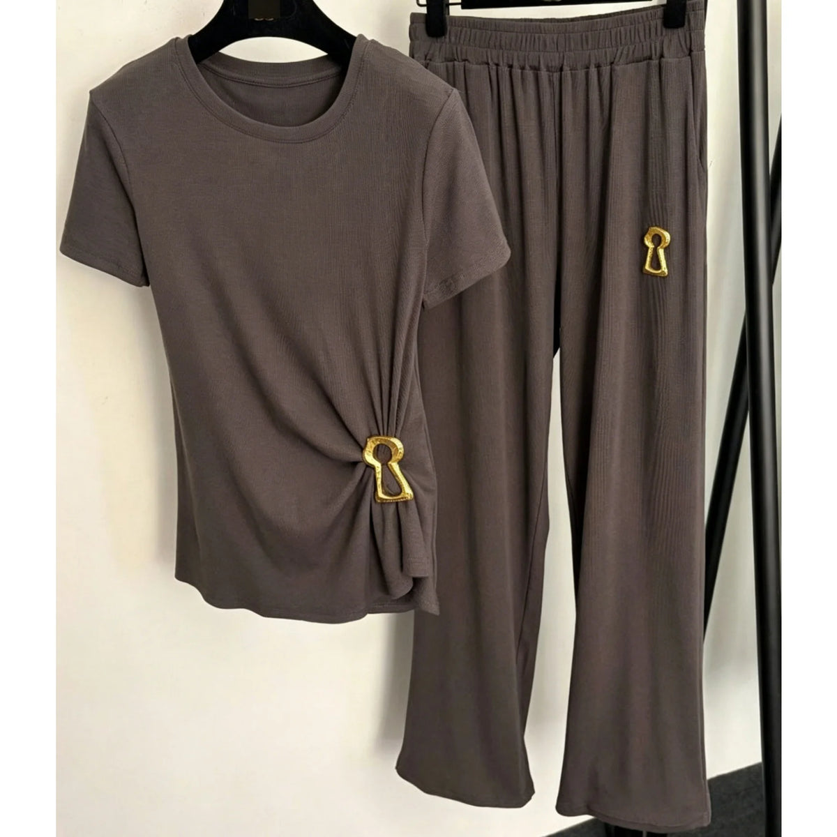 Ensemble 2 pièces t-shirt et pantalon large – CLEVI Paris