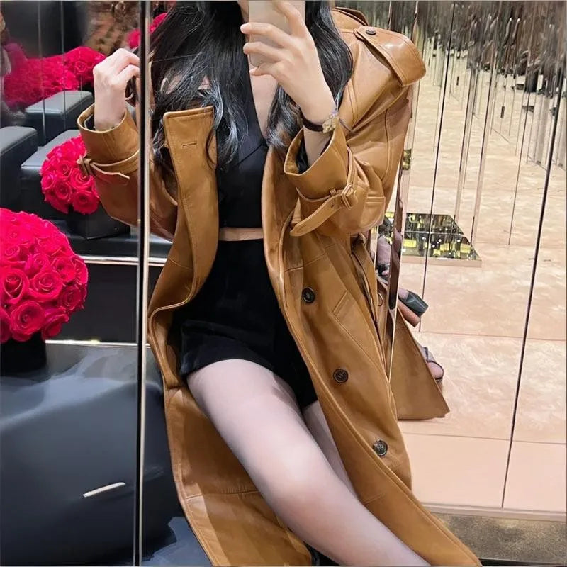 Trench long femme en cuir de mouton – CLEVI Paris