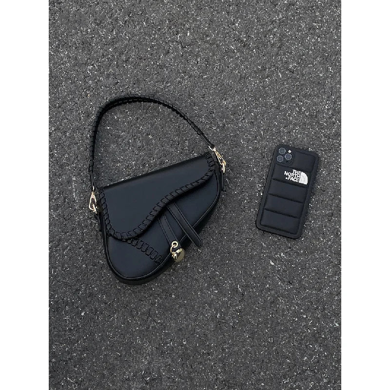 Sac Selle Femme Tressé Sous le Bras Fermeture Magnétique – CLEVI Paris