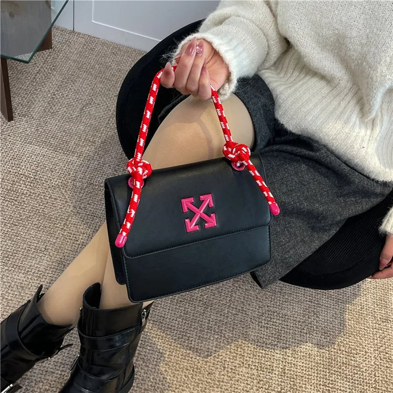 Sac Carré Femme Simili Cuir Texturé Rétro Satchel Bandoulière Ajustable – CLEVI Paris