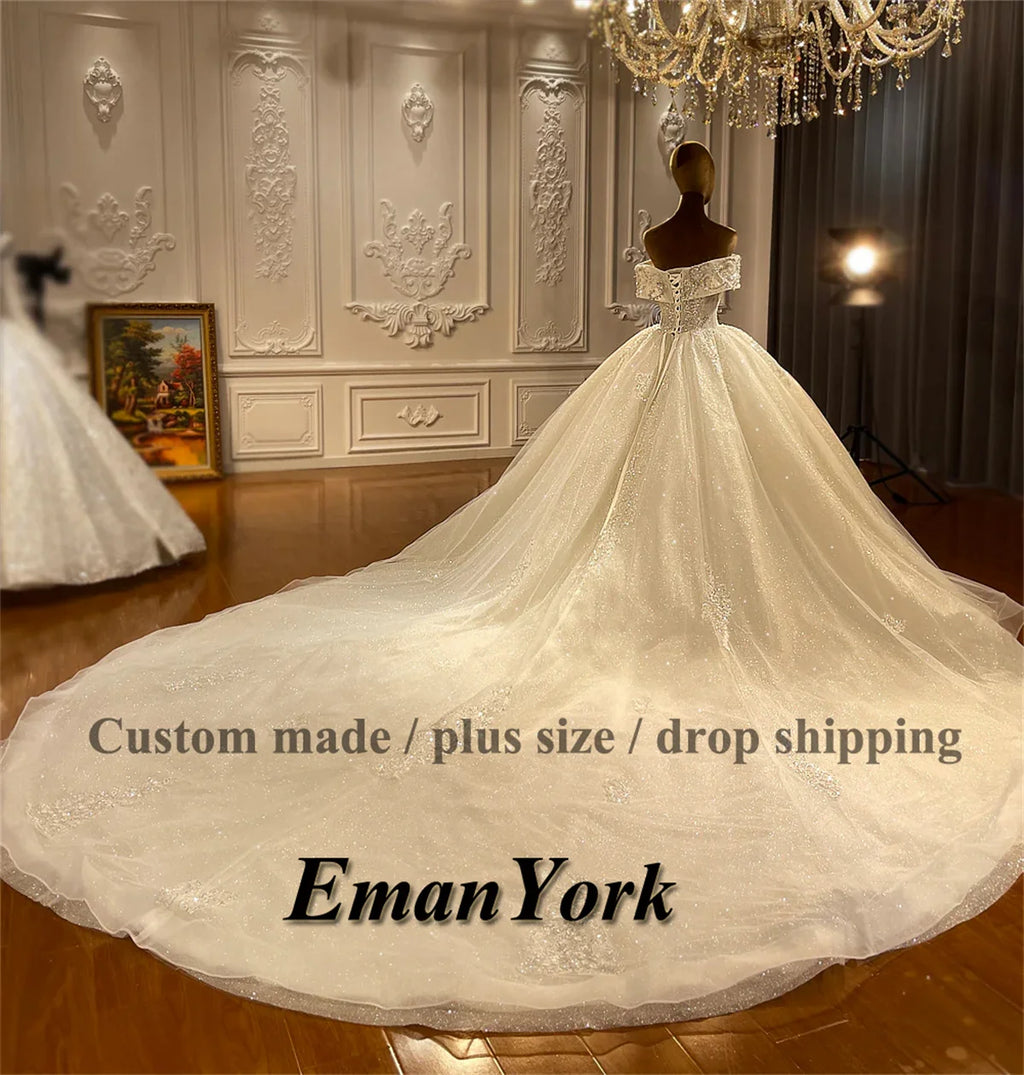 Robe de mariée épaules nues en tulle – CLEVI Paris