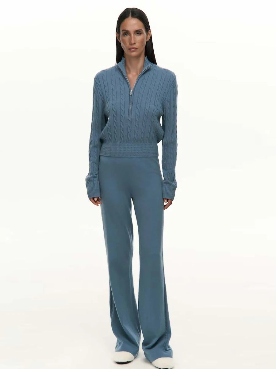 Ensemble femme pull col zippé et pantalon – CLEVI Paris