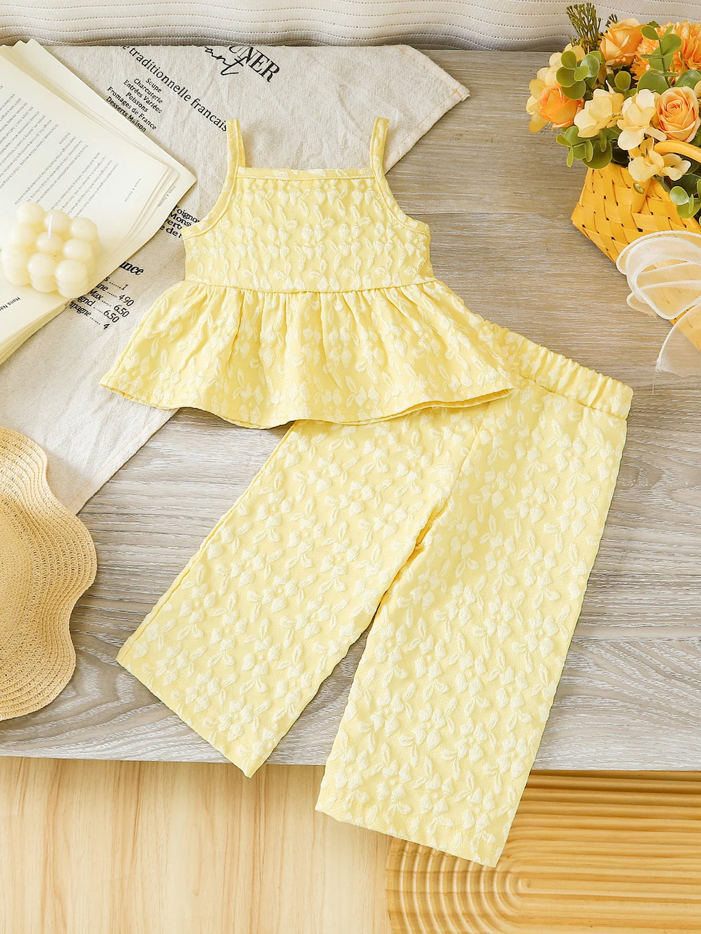Ensemble bébé fille haut à volants et pantalon – CLEVI Paris