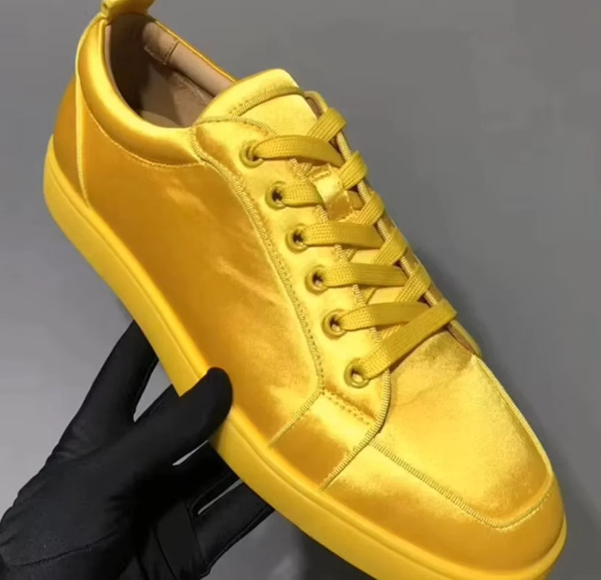 Sneakers Basses Homme Velours Bleu Jaune Lacets – CLEVI Paris