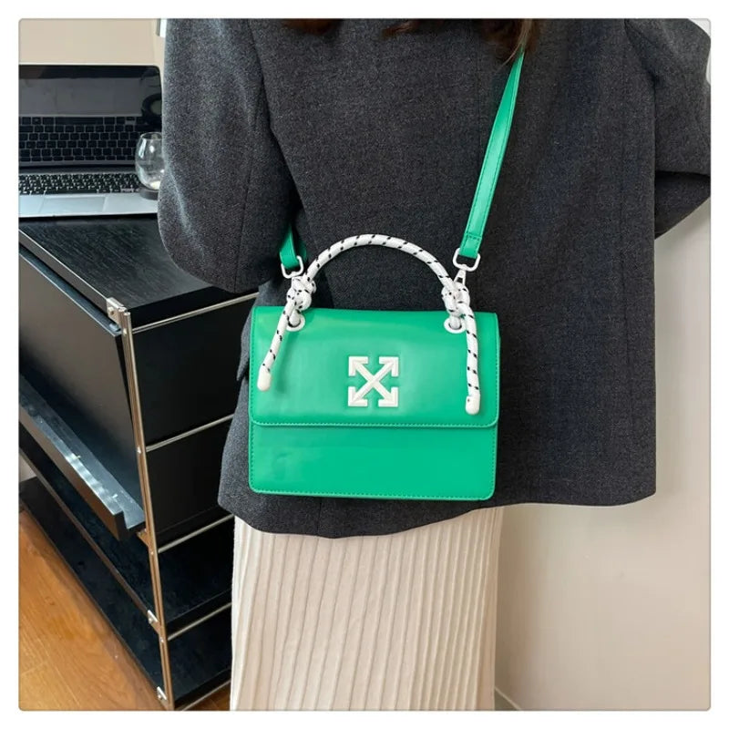 Sac Carré Femme Simili Cuir Texturé Rétro Satchel Bandoulière Ajustable – CLEVI Paris