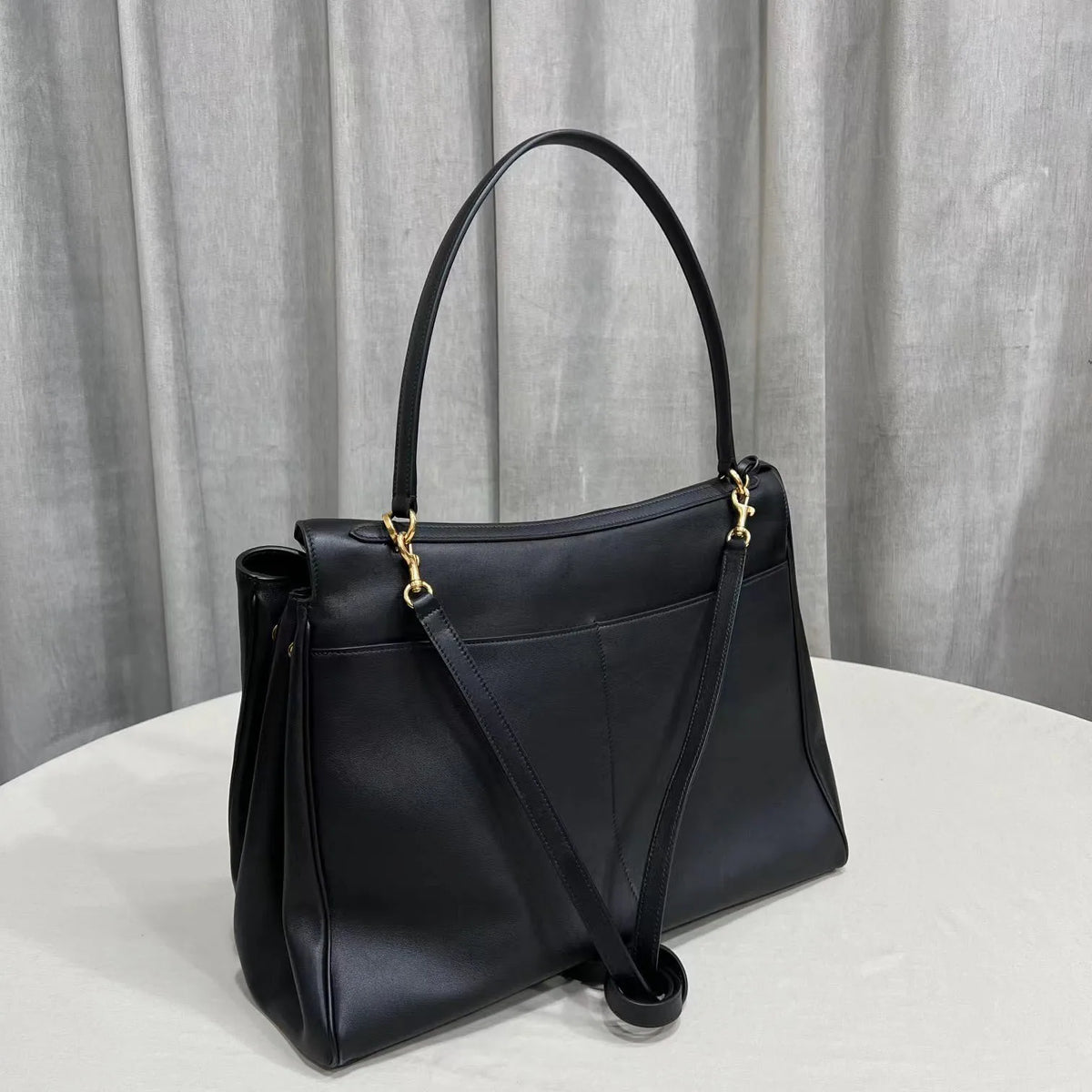 Sac Baguette Cuir Vache Artisanal Grande Capacité 28x20cm – CLEVI Paris