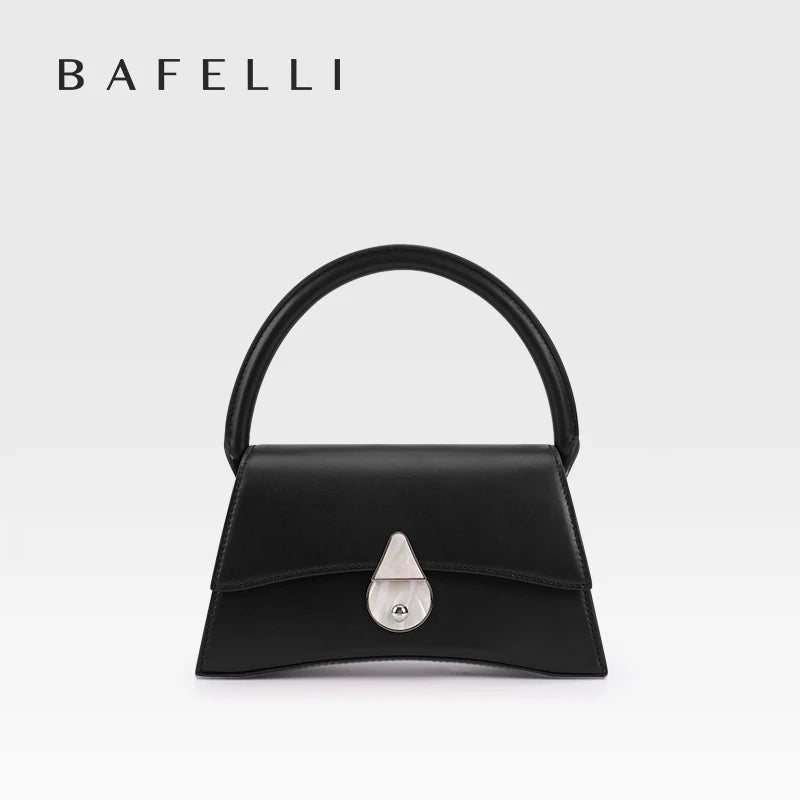 Sac à Main Femme Cuir Véritable Demi-Lune Motif Floral Fermeture Cadenas – CLEVI Paris