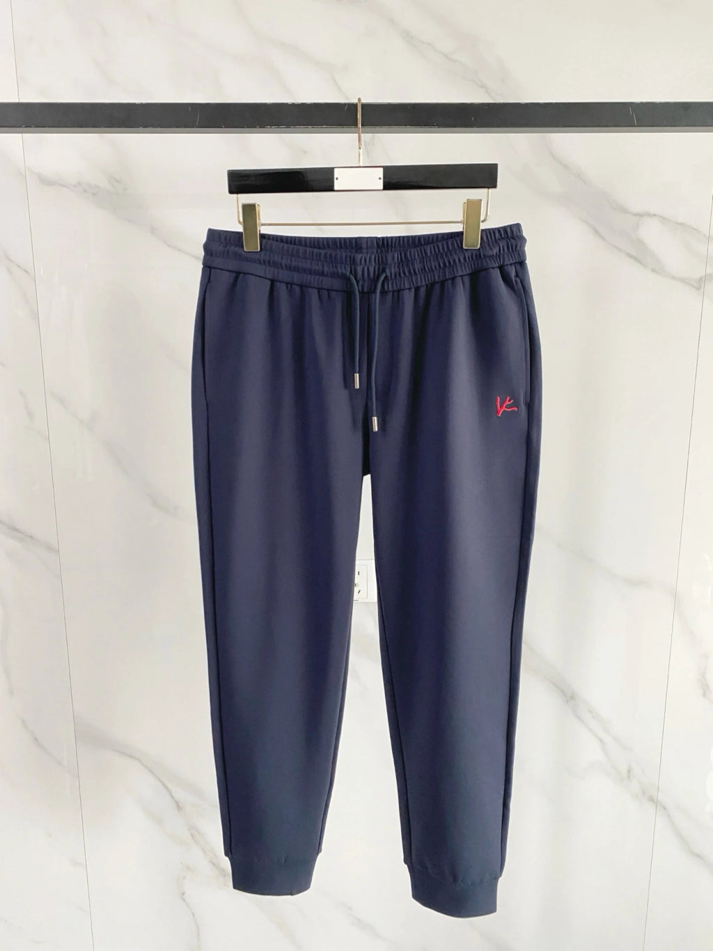 Ensemble homme bleu à capuche et pantalon – CLEVI Paris
