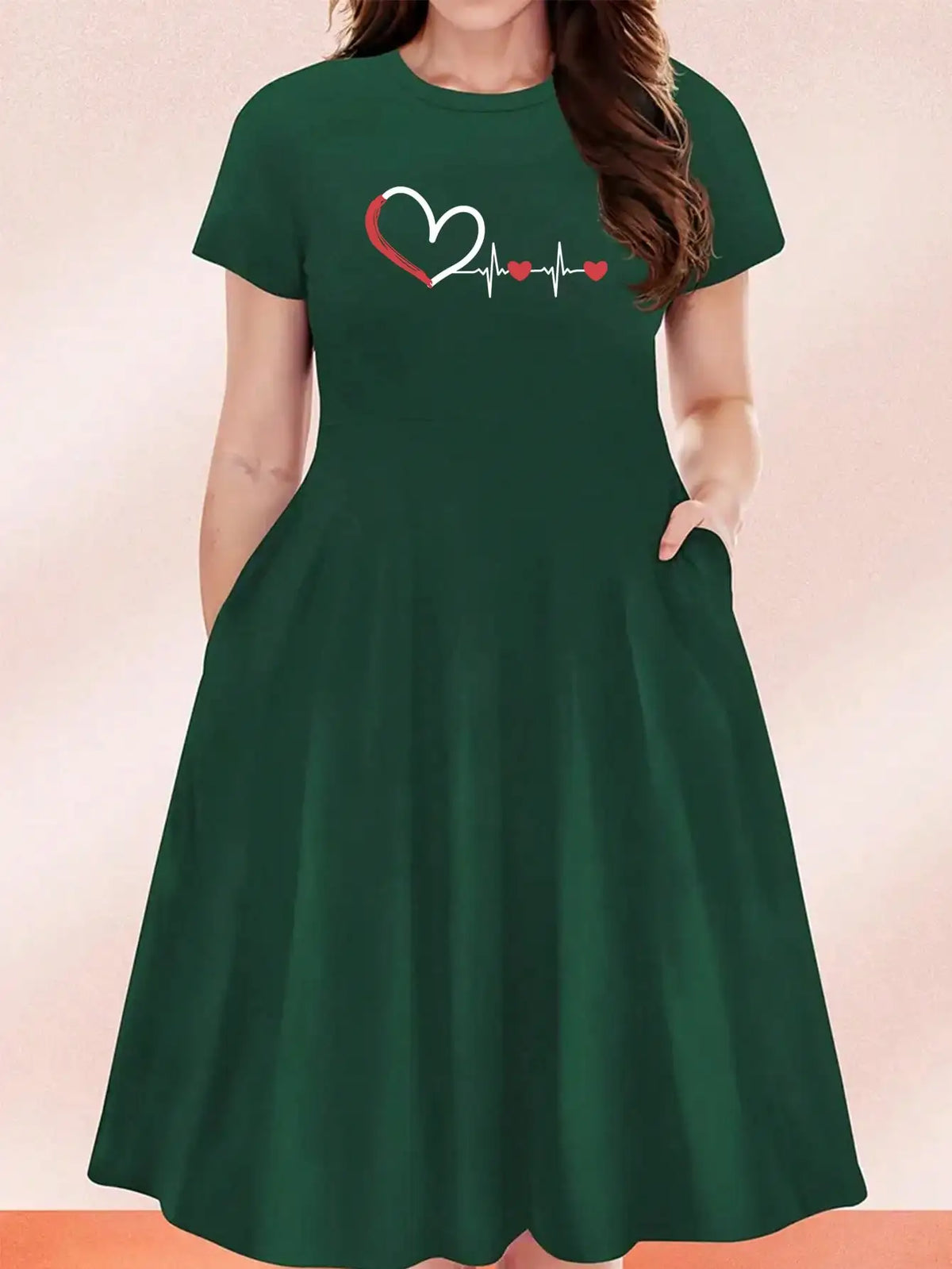 Robe Femme Grande Taille Imprimé Cœur Col Rond Manches Courtes Loose – CLEVI Paris