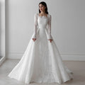 Robe de mariée satin et dentelle – CLEVI Paris