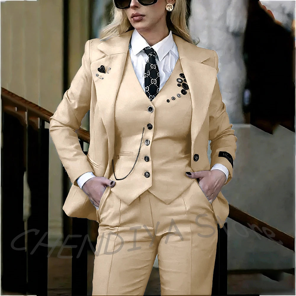 Tailleur pantalon femme à col châle – CLEVI Paris
