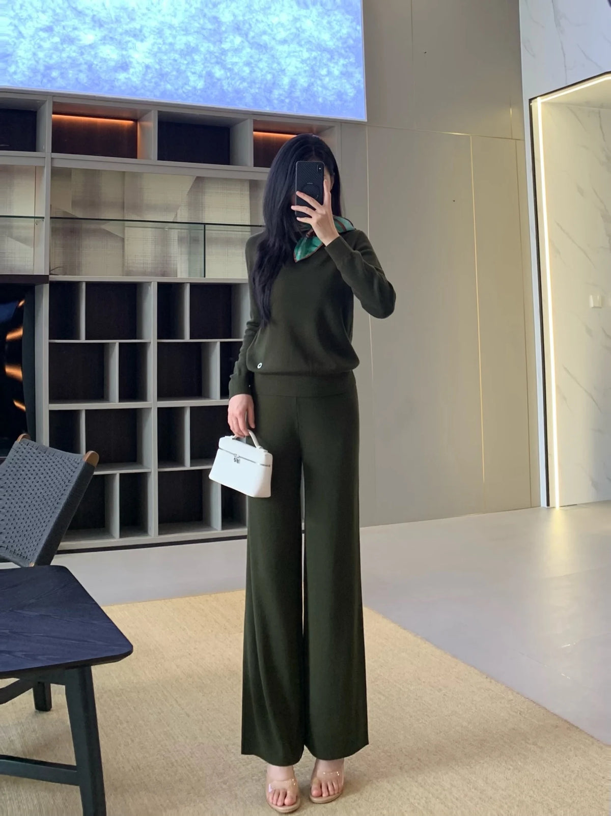 Ensemble pull et pantalon en laine femme – CLEVI Paris