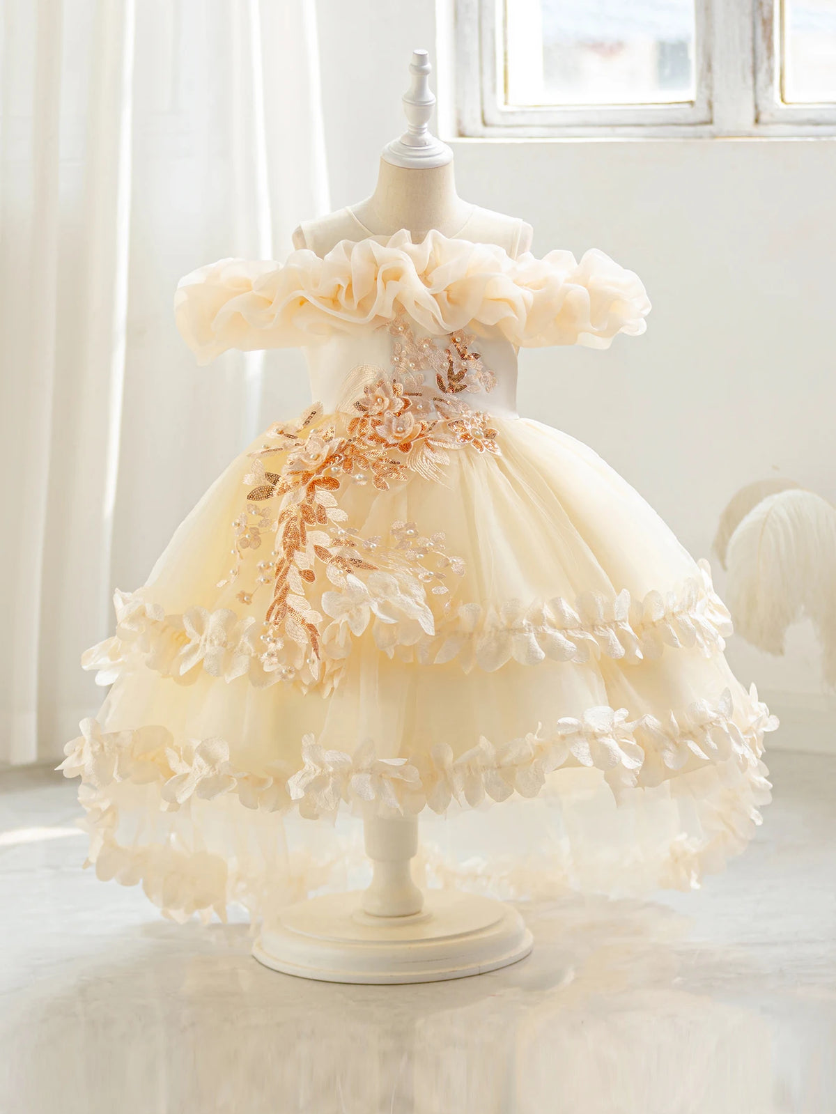 Robe cérémonie fille à fleurs en relief – CLEVI Paris