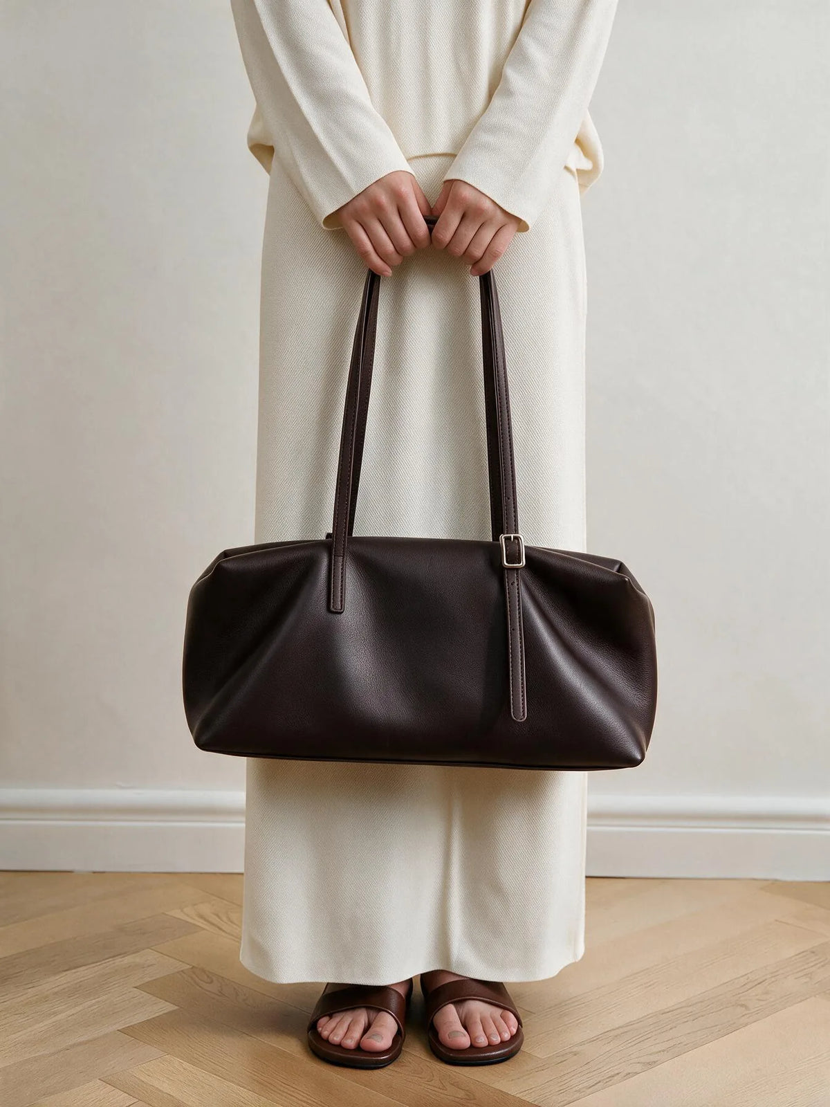 Sac Boston femme en cuir de vache – CLEVI Paris