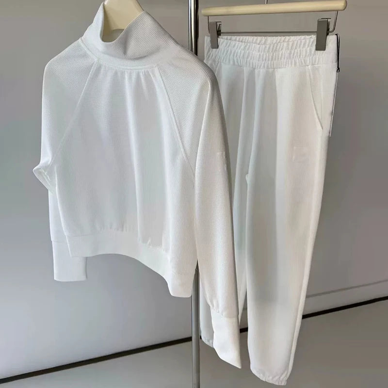 Ensemble femme haut manches longues et pantalon – CLEVI Paris