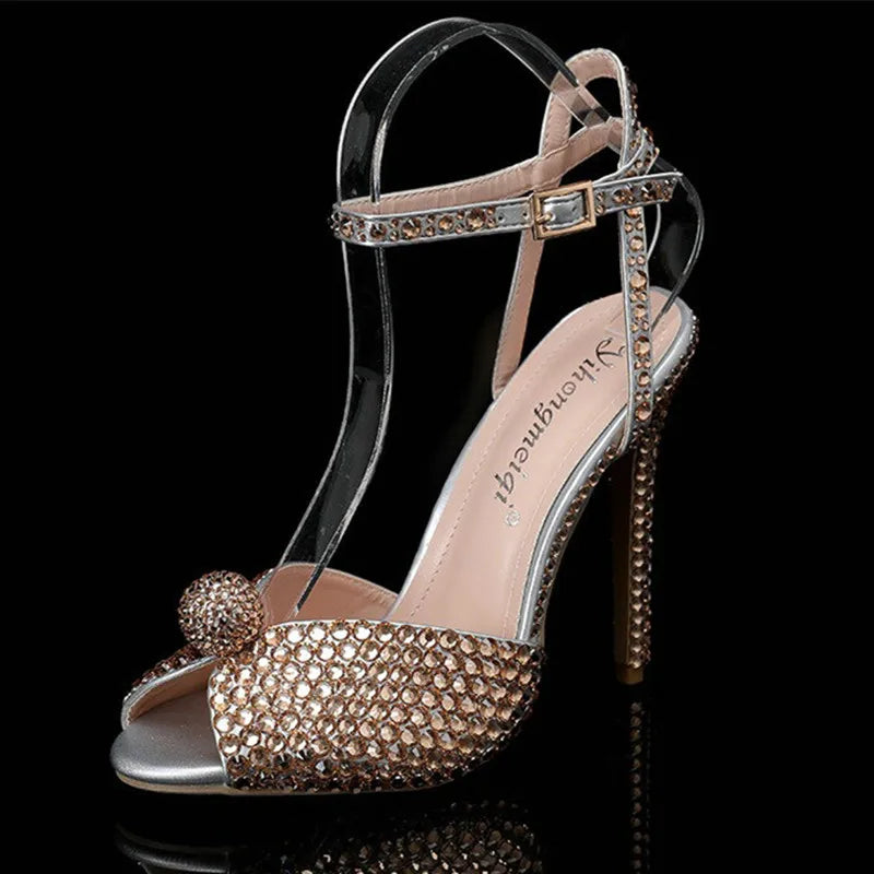 Escarpins à talons et perles pour femme – CLEVI Paris