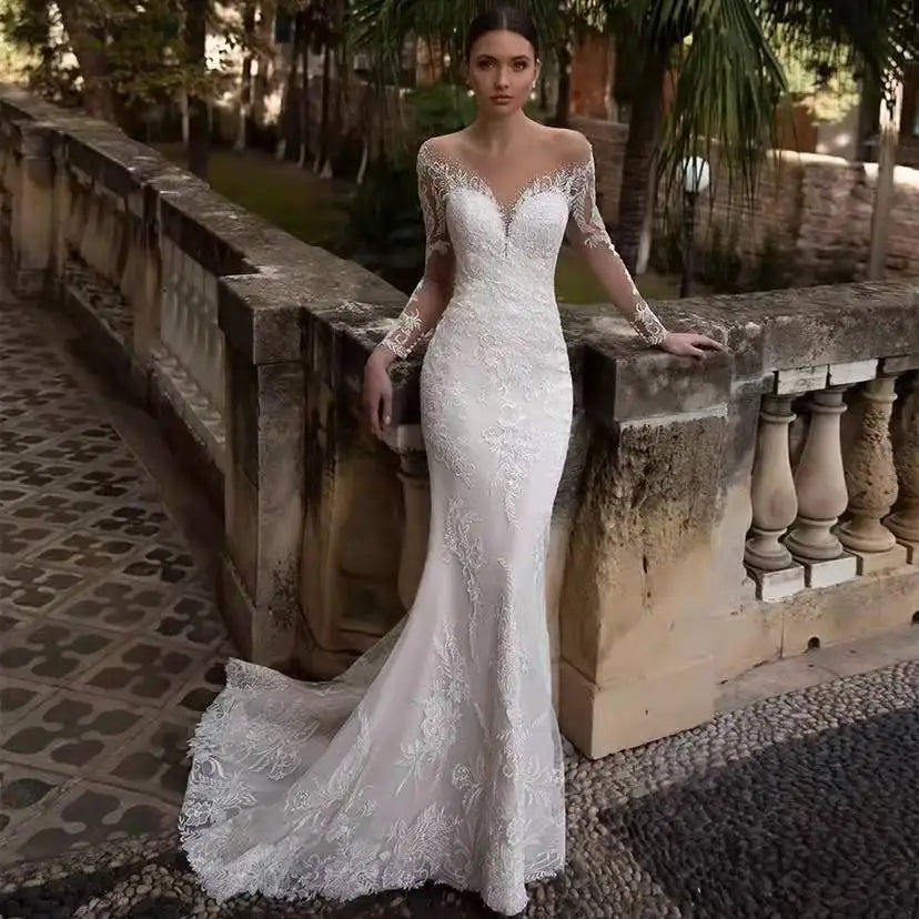 Robe de mariée sirène en dentelle – CLEVI Paris