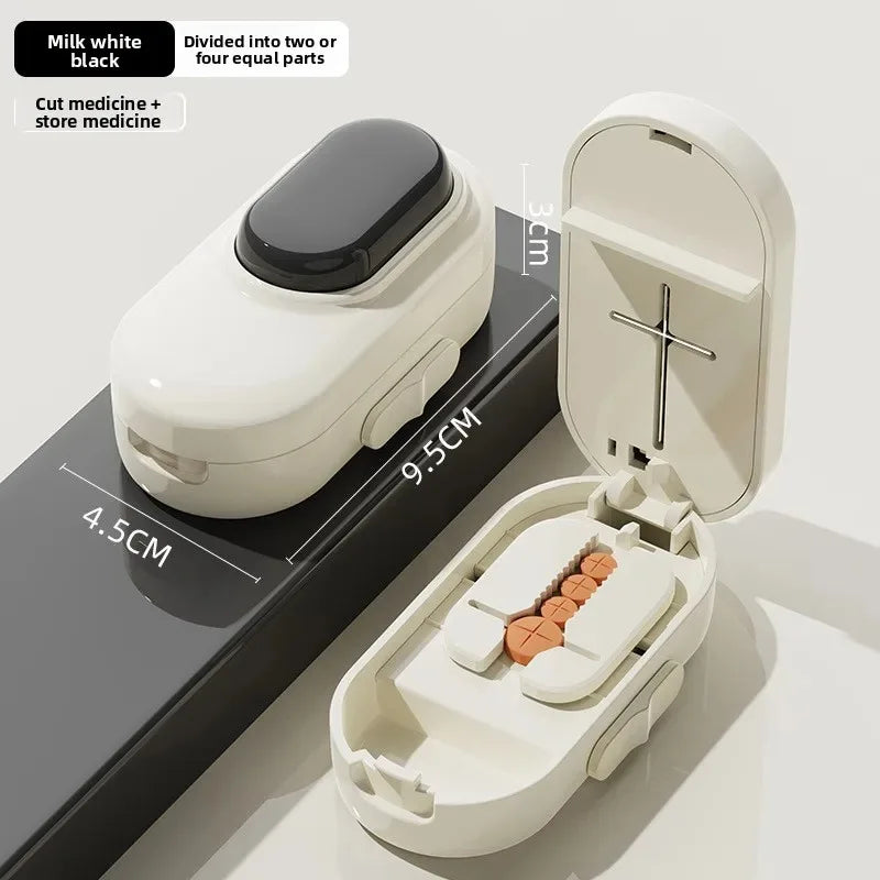 Pilulier portable avec option coupe-comprimés – CLEVI Paris