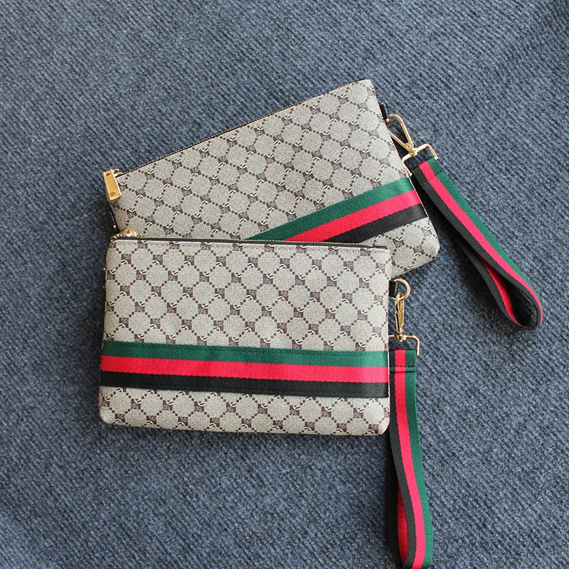 Pochette unisexe zippée en PVC S et M – CLEVI Paris