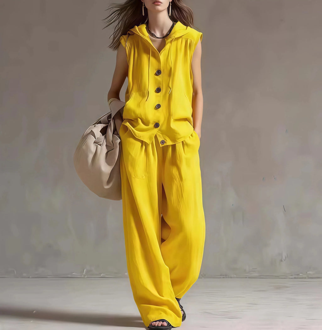 Ensemble femme haut à capuche et pantalon large – CLEVI Paris
