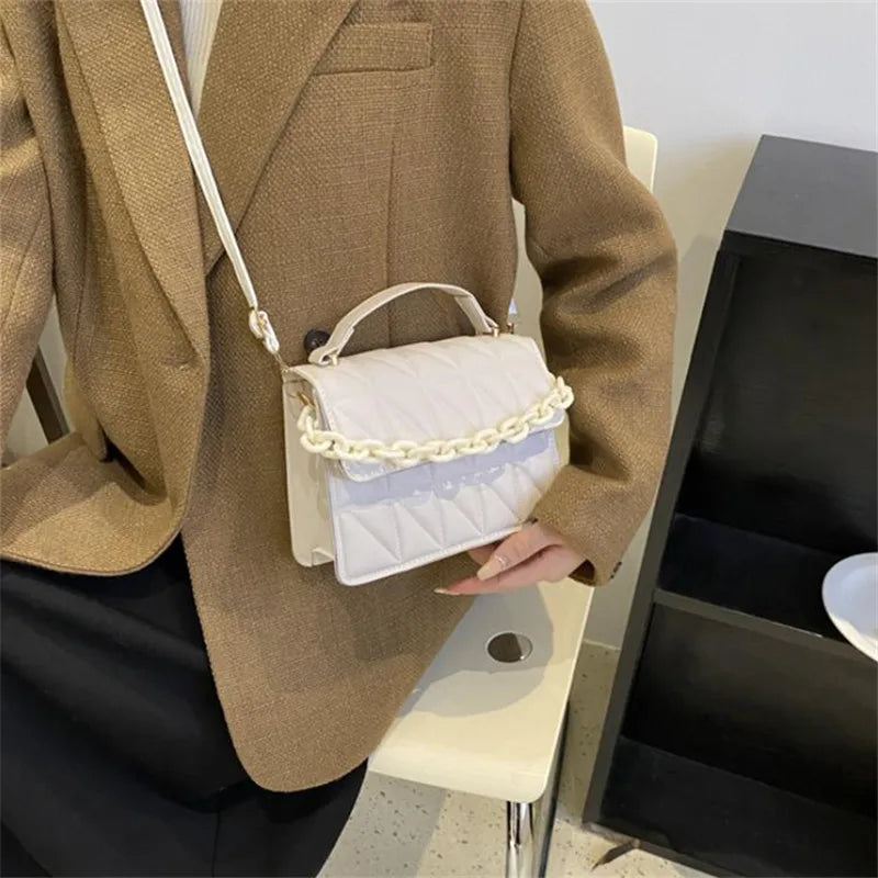 Mini sac carré matelassé femme à chaîne – CLEVI Paris