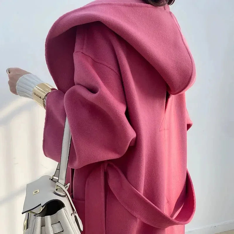 Manteau femme à capuche et ceinture – CLEVI Paris