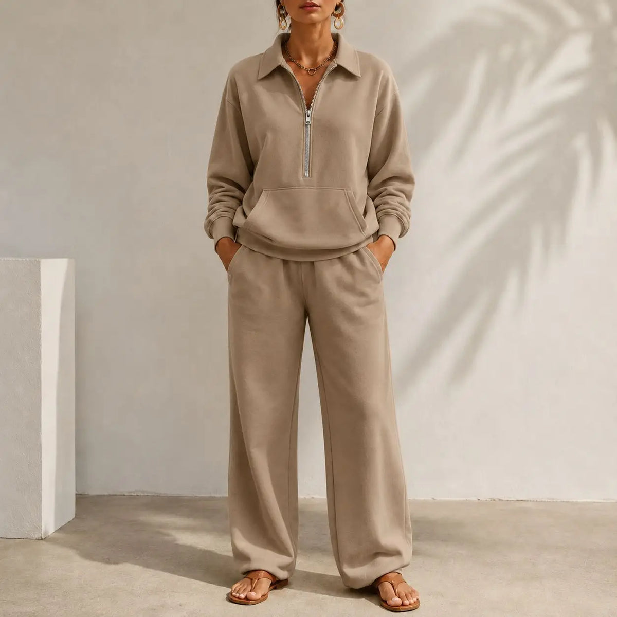 Ensemble femme sweat col zippé et pantalon large – CLEVI Paris