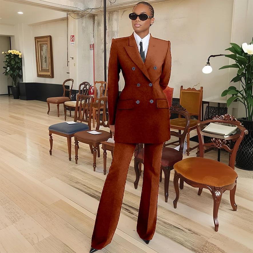 Tailleur femme blazer et pantalon évasé – CLEVI Paris