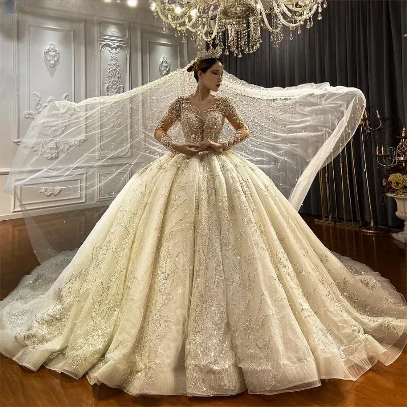 Robe de mariée princesse en organza et dentelle – CLEVI Paris