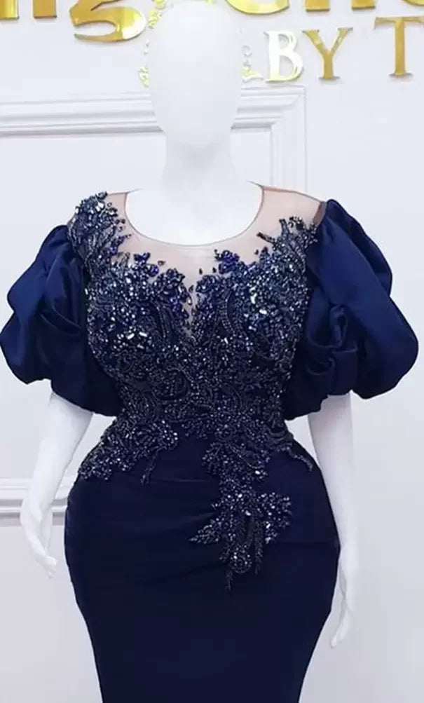 Robe de bal sirène satinée perlée – CLEVI Paris