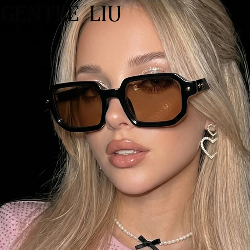 Lunettes de soleil femme carrées steampunk – CLEVI Paris