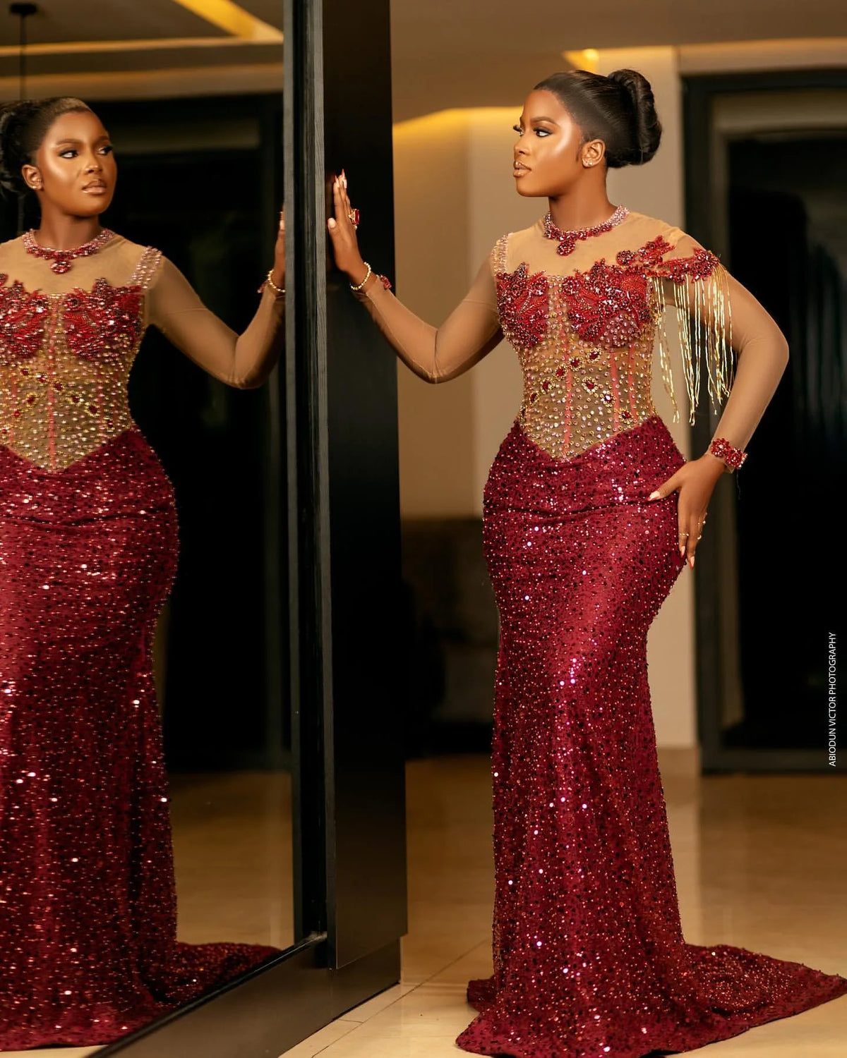 Robe de bal sirène perlée à cristaux – CLEVI Paris