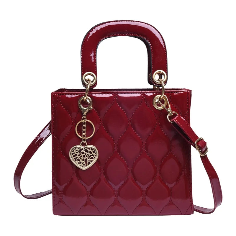 Diana Bag Femme PU Rigide Bandoulière 2 Tailles 3 Coloris Noir Rouge Blanc – CLEVI Paris