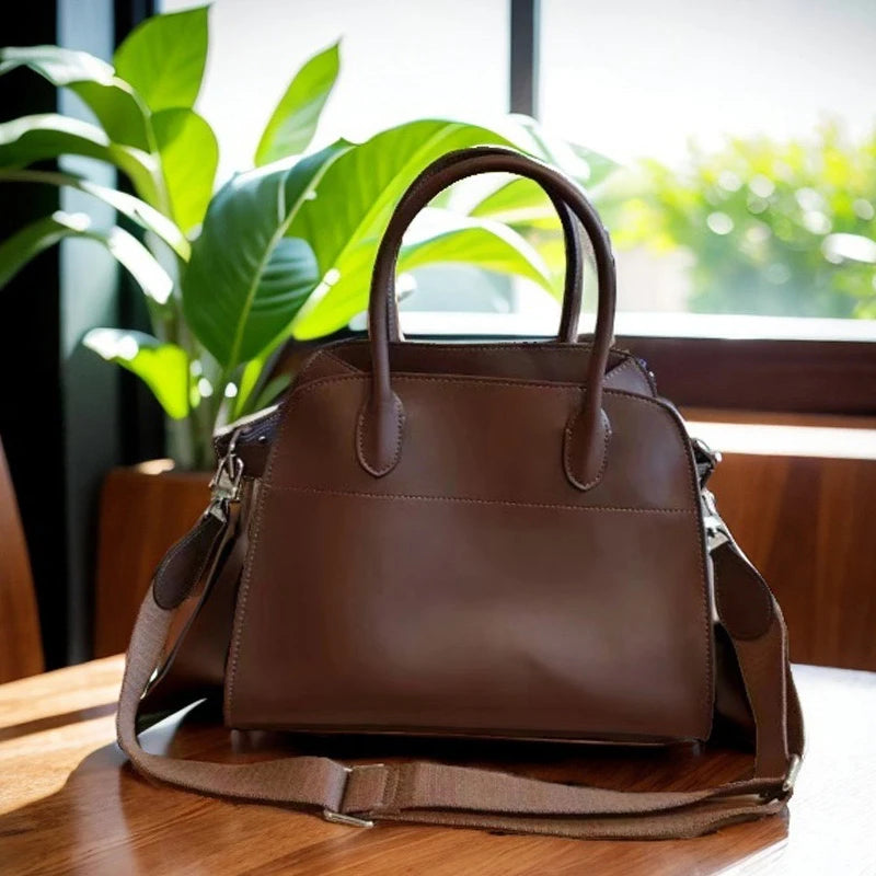 Tote Bag Cuir Vache Pleine Fleur Femme 2 Tailles Classique – CLEVI Paris