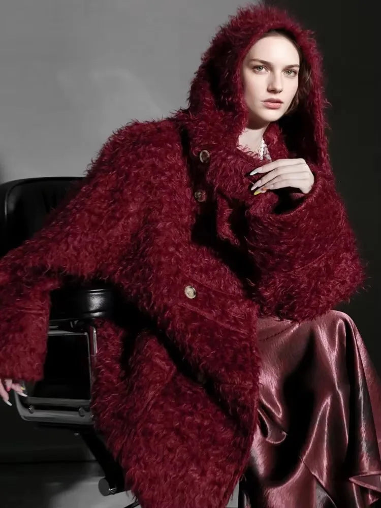 Manteau femme texturé à capuche et boutonnage – CLEVI Paris