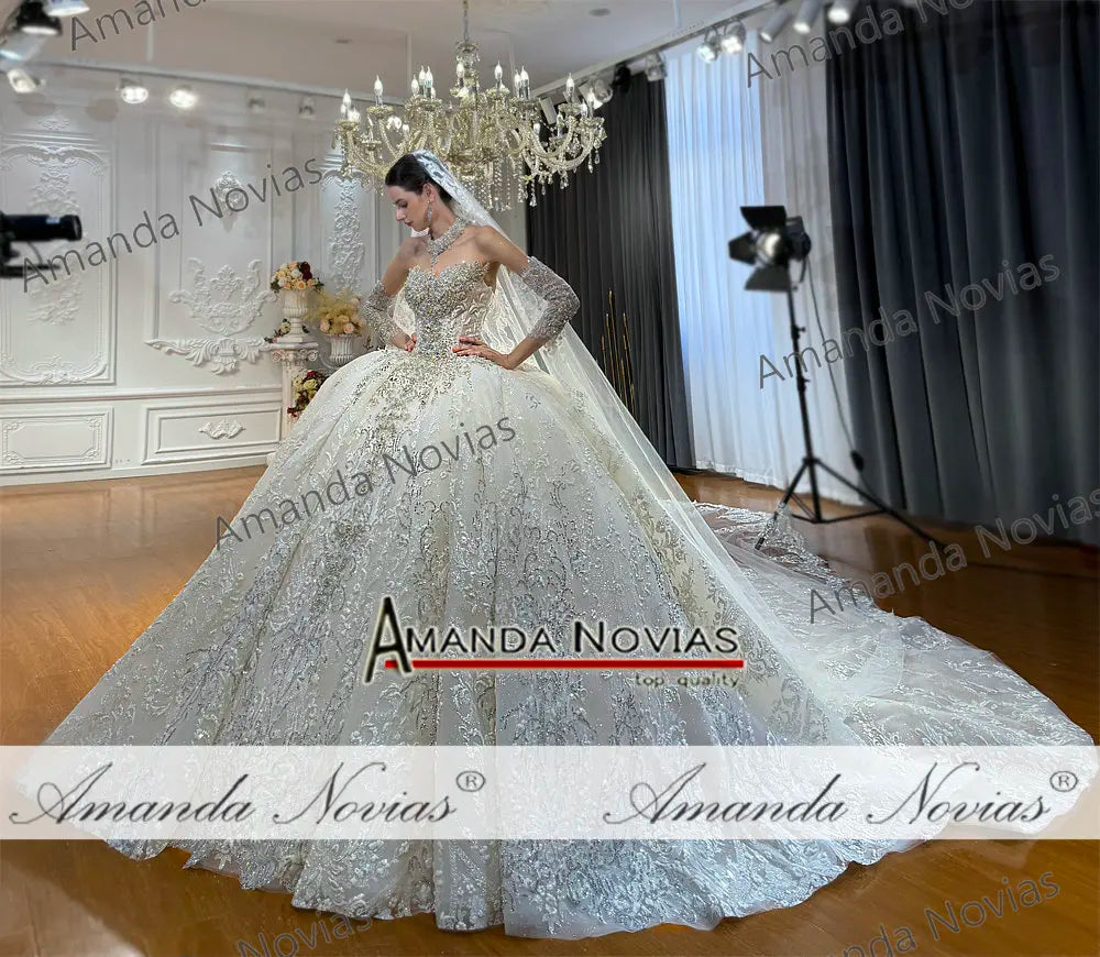 Robe de mariée princesse en tulle fleuri – CLEVI Paris
